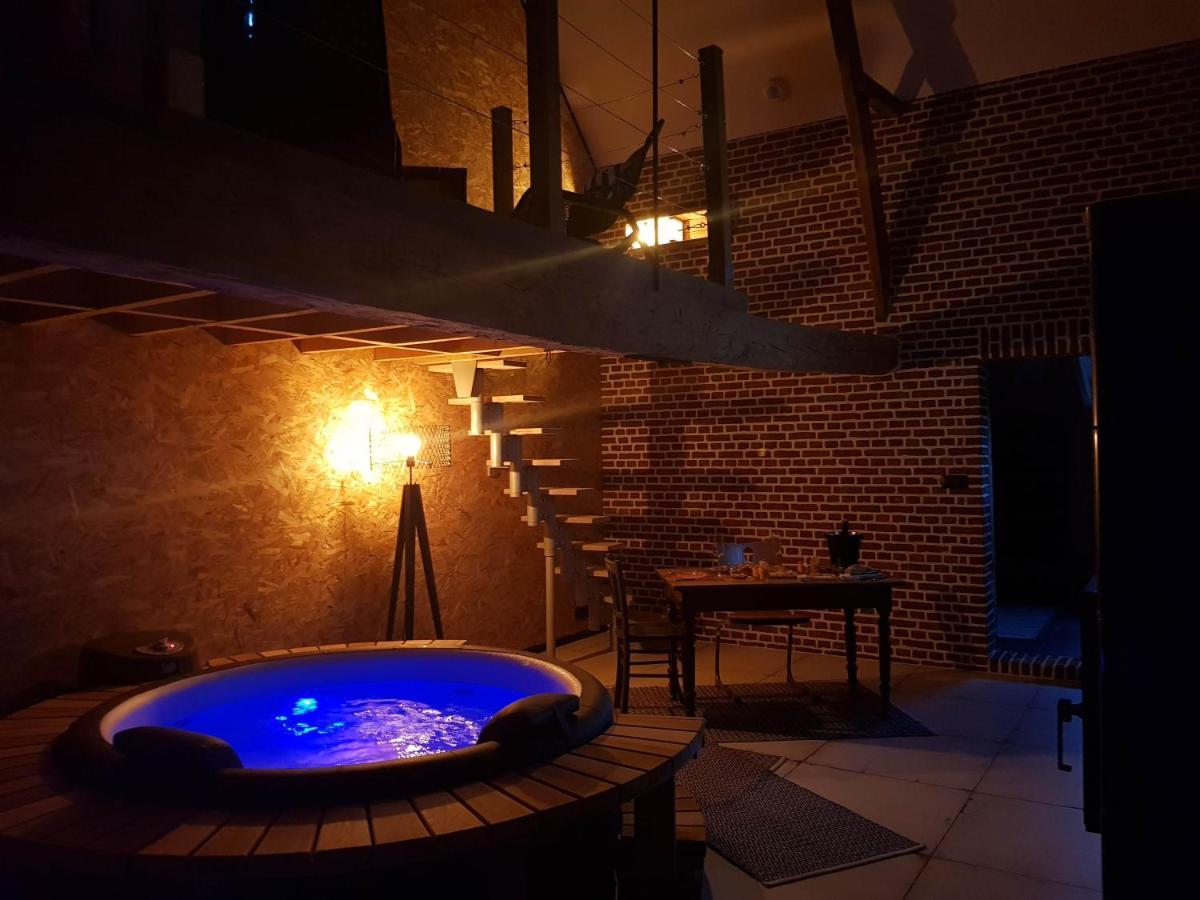 Au Soleil Vert - Chambre De Charme Avec Spa Et Sauna Prives Zeggers-Cappel 外观 照片